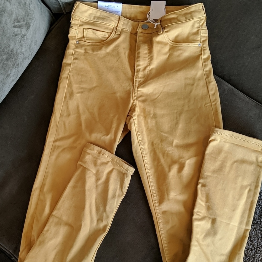 NWT mustard yellow H&M skinny jeans